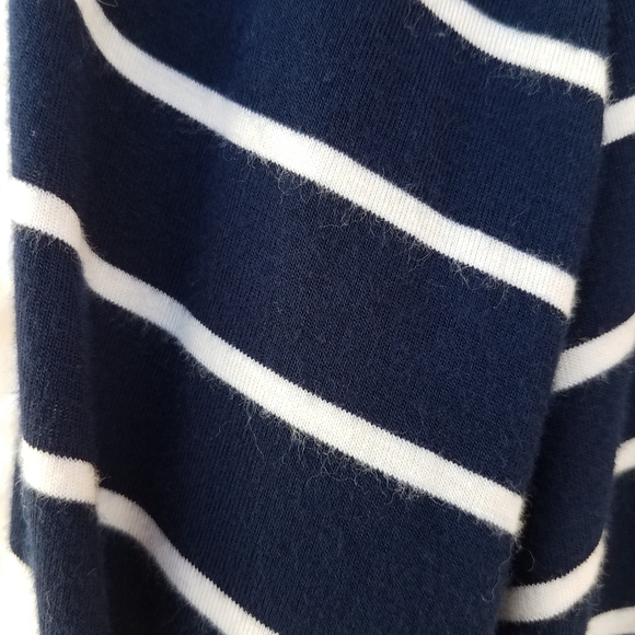 Dress Barn Woman’s Size L ¾ Sleeve Top - Picture 14 of 14